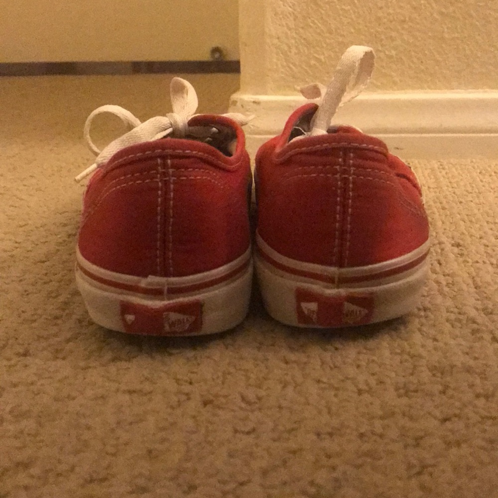 Vans - Picture 4 of 5